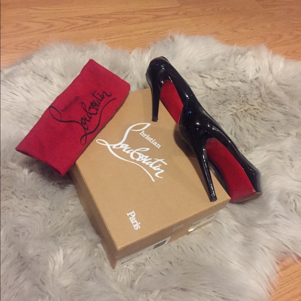 Luxury red bottoms